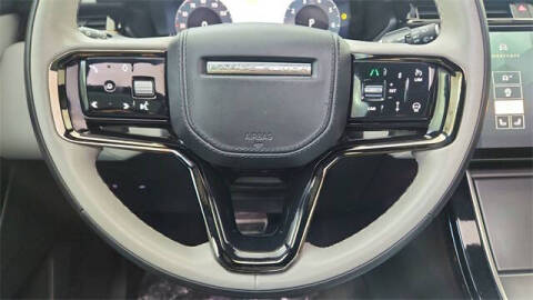 2024 Land Rover Range Rover Velar P250 Dynamic SE