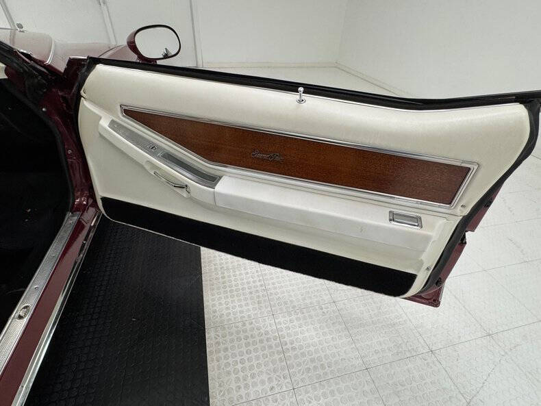 1975 Pontiac Grand Prix