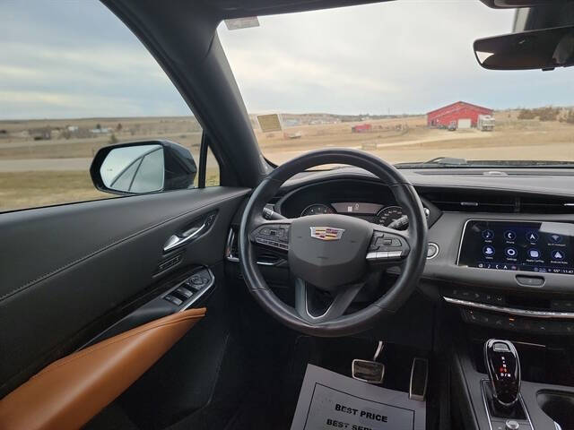 2023 Cadillac XT4 Sport