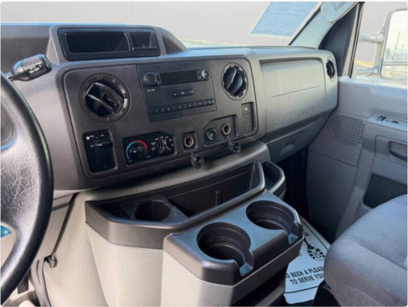 2013 Ford E-Series