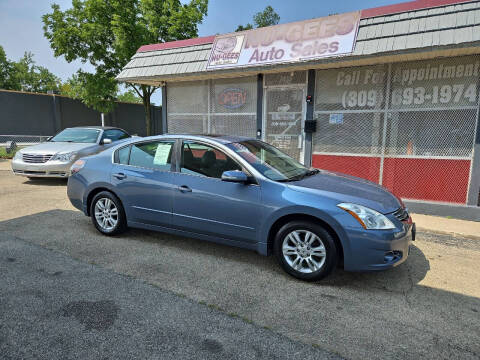 2010 Nissan Altima for sale at Nu-Gees Auto Sales LLC in Peoria IL