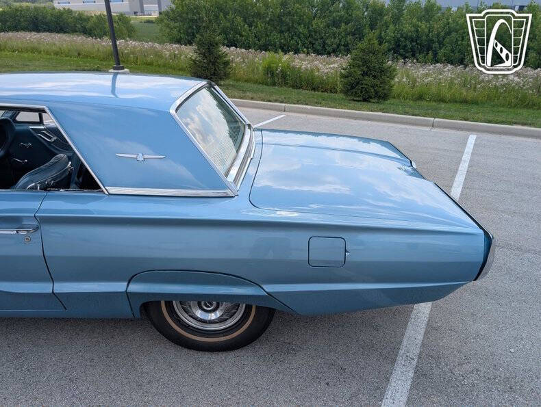 1964 Ford Thunderbird