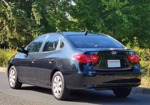 2009 Hyundai Elantra for sale at CLEAR CHOICE AUTOMOTIVE in Milwaukie OR