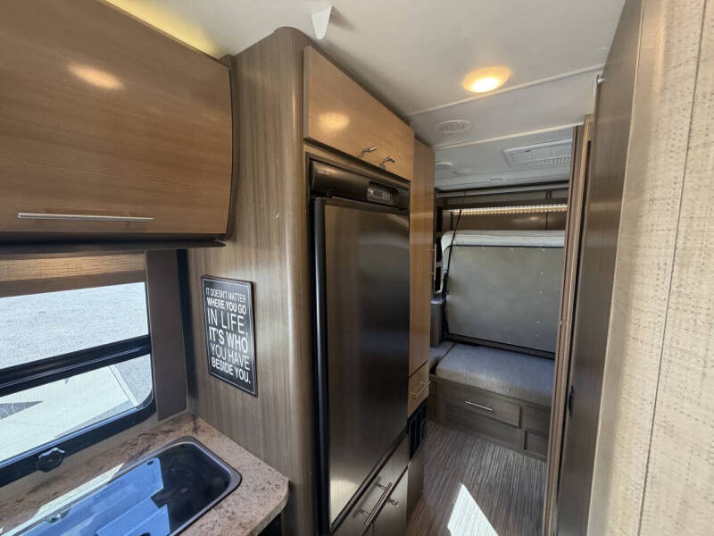 2016 Thor Motor Coach COMPASS