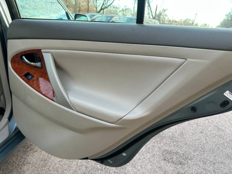 2011 Toyota Camry Hybrid