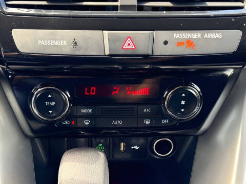 2024 Mitsubishi Eclipse Cross ES