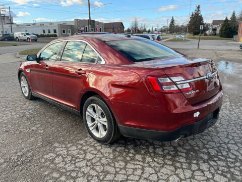 2014 Ford Taurus SEL