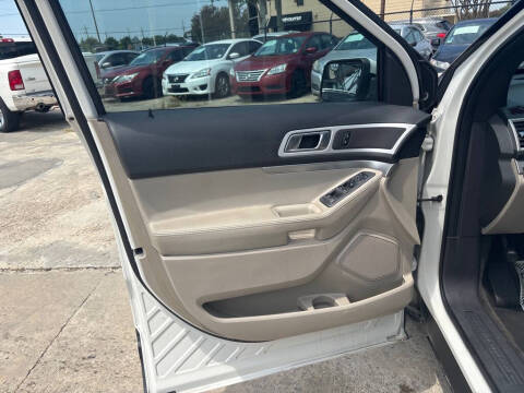 2011 Ford Explorer XLT