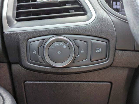 2022 Ford Edge SE