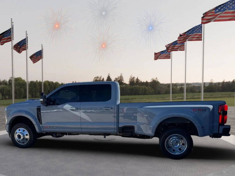 2026 Ford F-450 Super Duty Platinum