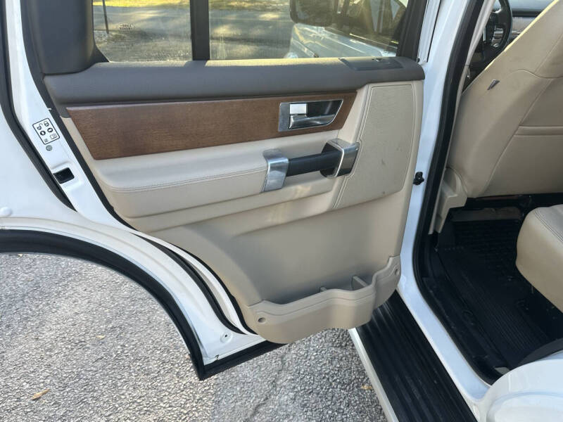 2016 Land Rover LR4 HSE