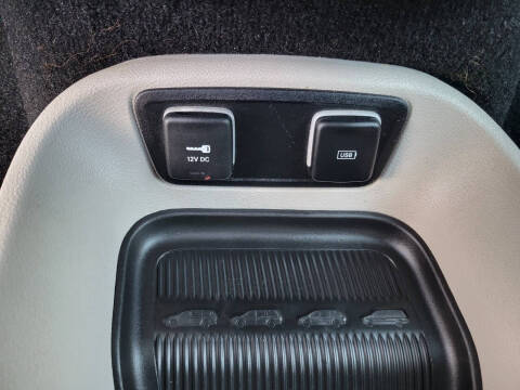 2018 Chrysler WHEELCHAIR VAN