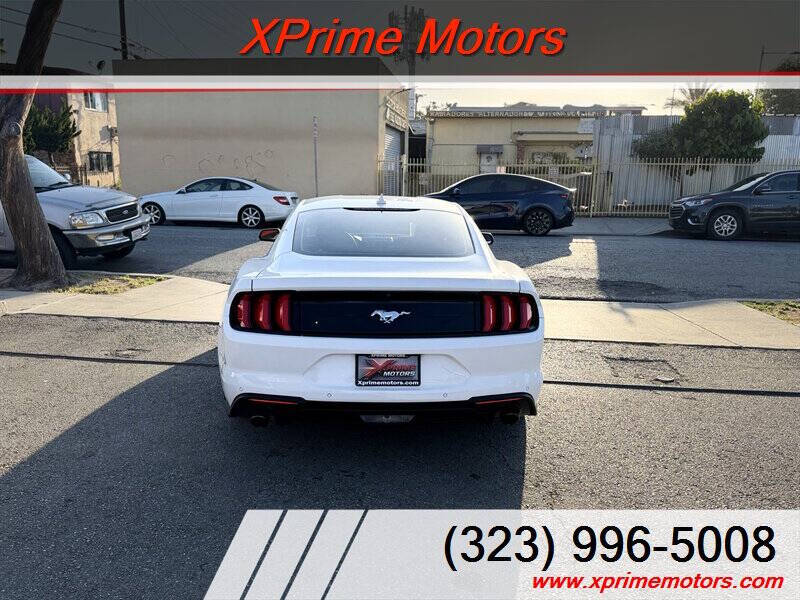 2021 Ford Mustang EcoBoost