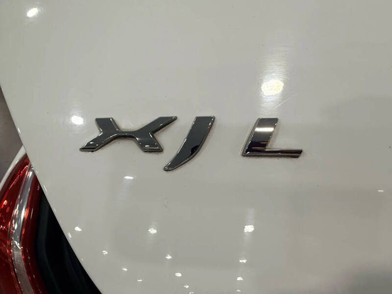 2017 Jaguar XJL Portfolio