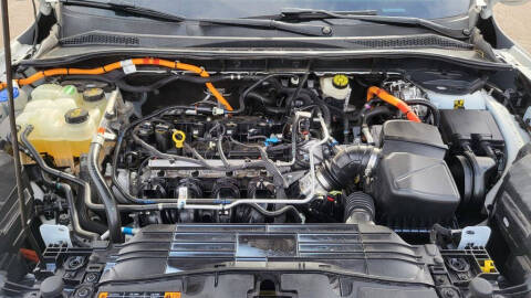 2021 Ford Escape Hybrid Titanium