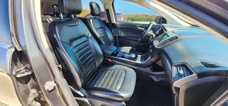 2019 Ford Edge SEL