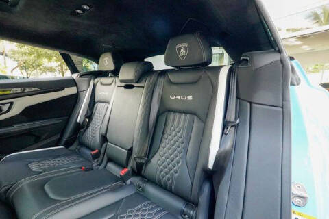 2024 Lamborghini Urus S