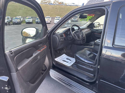 2011 GMC Yukon XL SLT