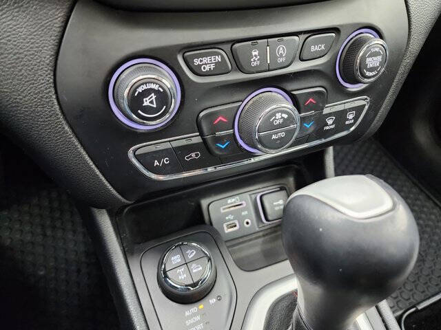 2017 Jeep Cherokee Trailhawk L Plus