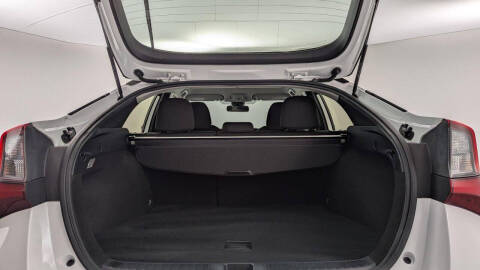 2022 Toyota Prius LE