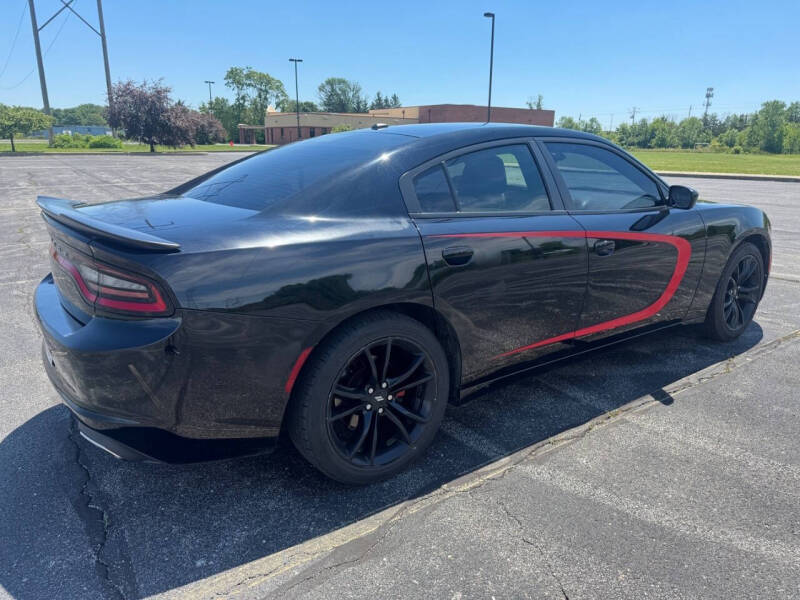 2017 Dodge Charger SE