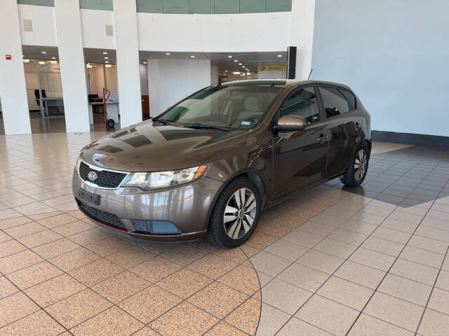 2013 Kia Forte5 for sale at Auto Haus Imports in Grand Prairie, TX