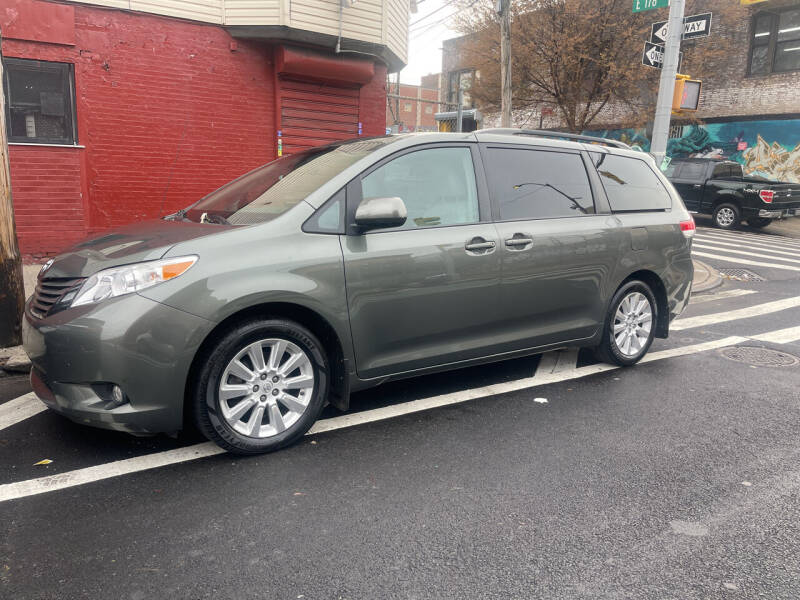 2013 Toyota Sienna for sale at Gallery Auto Sales and Repair Corp. in Bronx NY