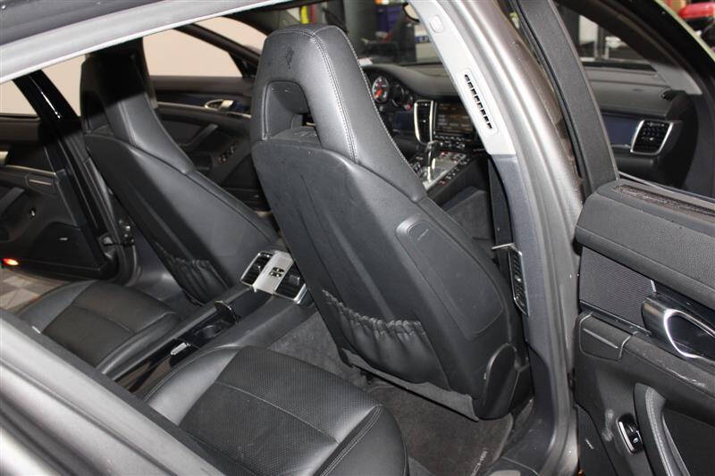 2015 Porsche Panamera