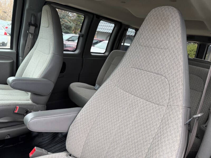 2020 Chevrolet Express LS 3500