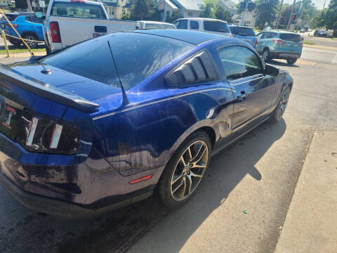 2010 Ford Mustang V6