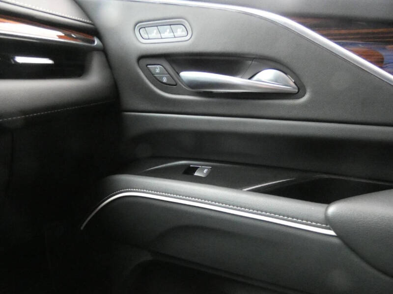 2023 Cadillac Escalade Premium Luxury