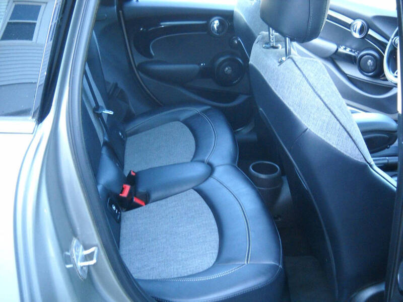 2017 MINI Hardtop 4 Door Cooper