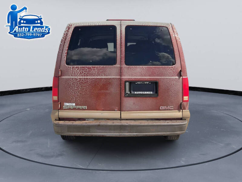 1998 GMC Safari SLE