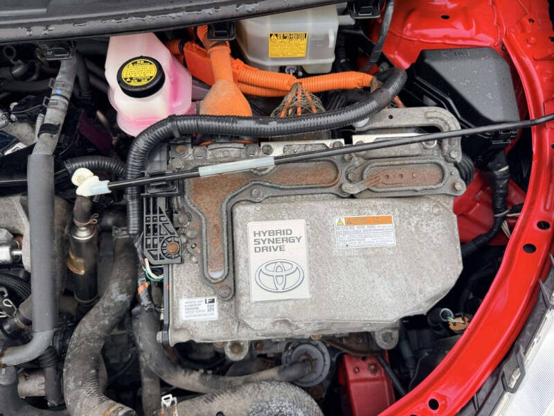 2013 Toyota Prius c Two