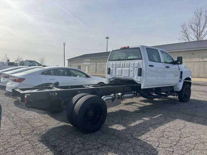 2023 Chevrolet Silverado 5500HD