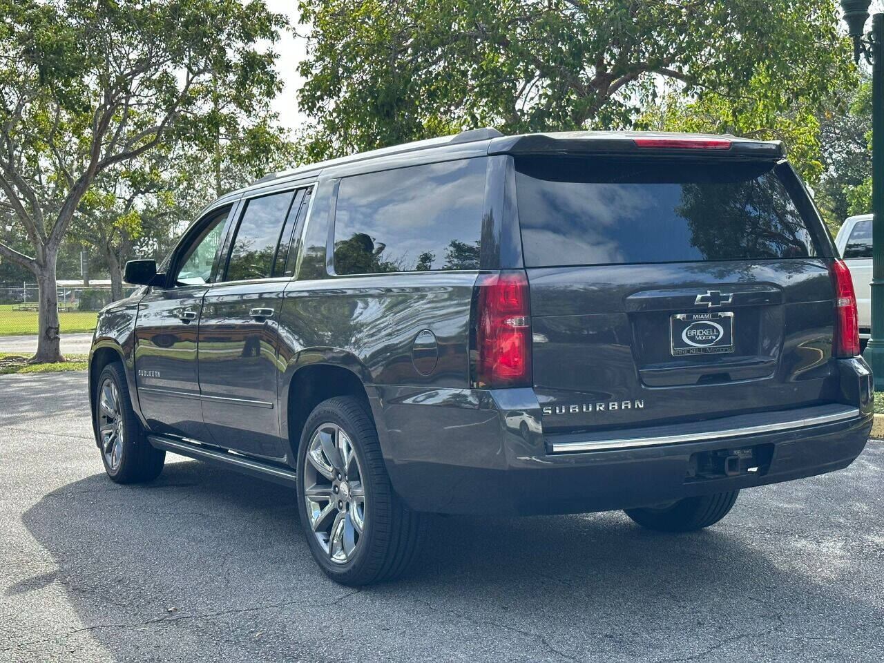 2016 CHEVROLET Suburban SUV / Crossover - $23,995