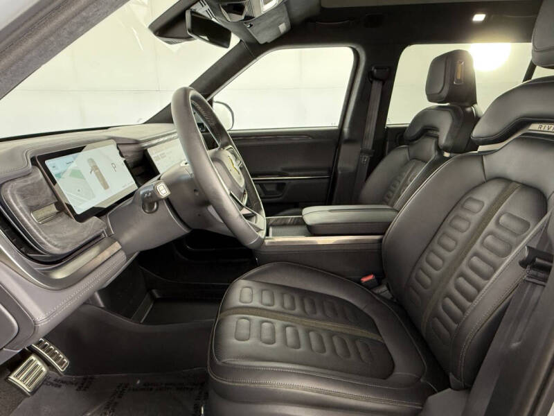 2022 Rivian R1S Launch Edition