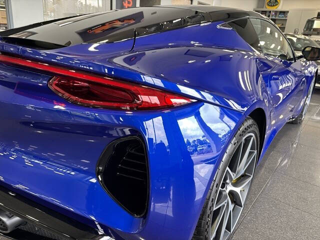 2025 Lotus Emira V6 Base