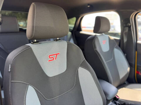 2017 Ford Focus ST