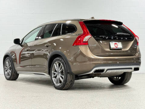 2016 Volvo V60 Cross Country T5