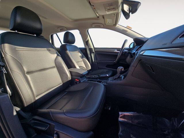 2020 Volkswagen Golf TSI