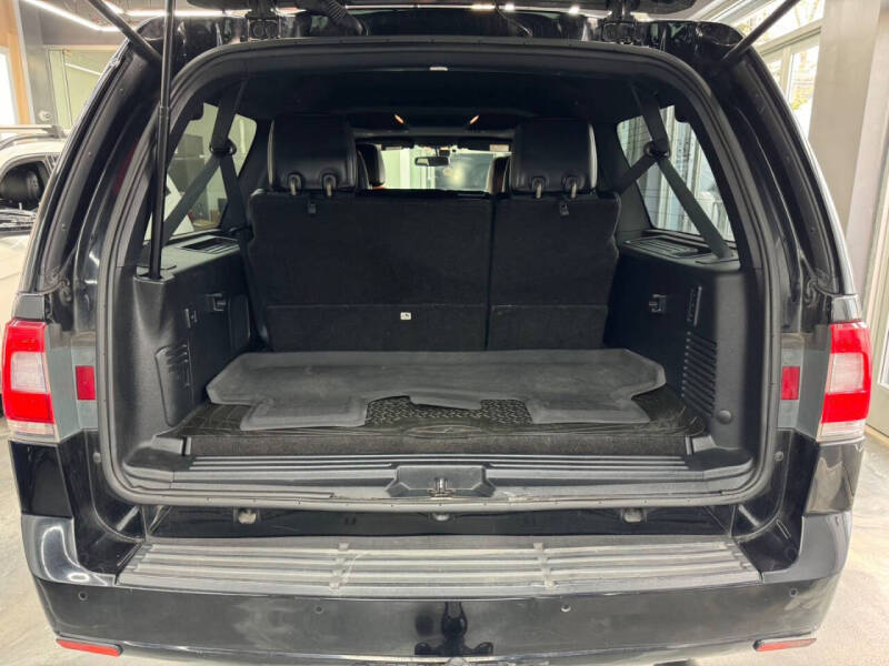 2017 Lincoln Navigator L Select