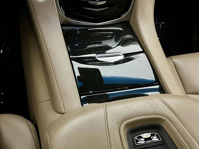 2020 Cadillac Escalade Platinum