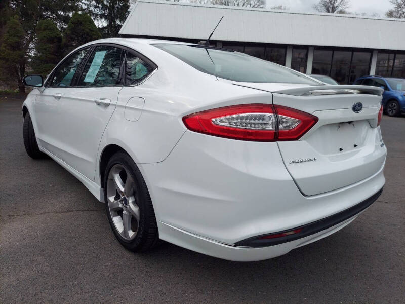 2014 Ford Fusion SE