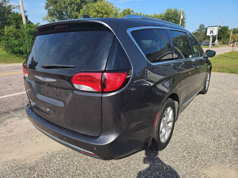2018 Chrysler Pacifica Touring L Plus
