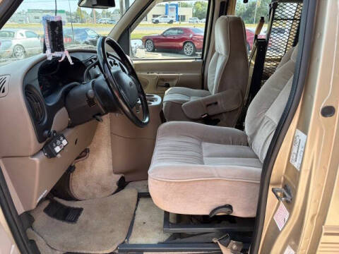 2000 Ford E-Series E-150