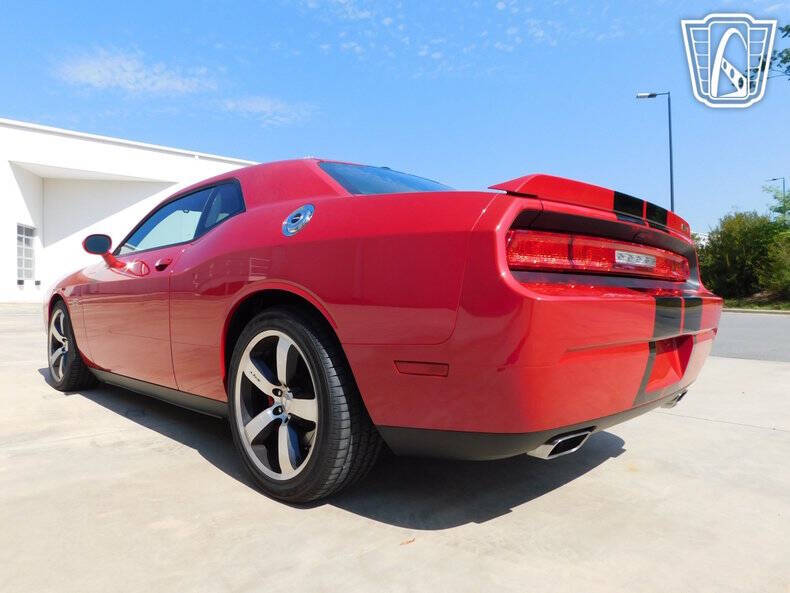 2011 Dodge Challenger SRT8 392