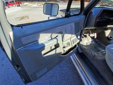 1988 Ford F-150 XLT Lariat