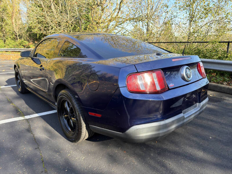 2010 Ford Mustang V6 Premium