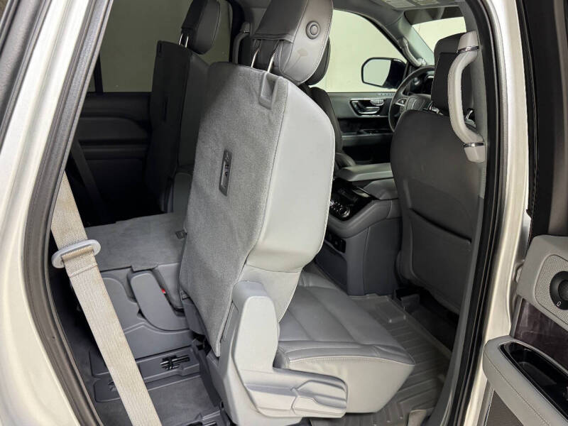 2019 Lincoln Navigator Select